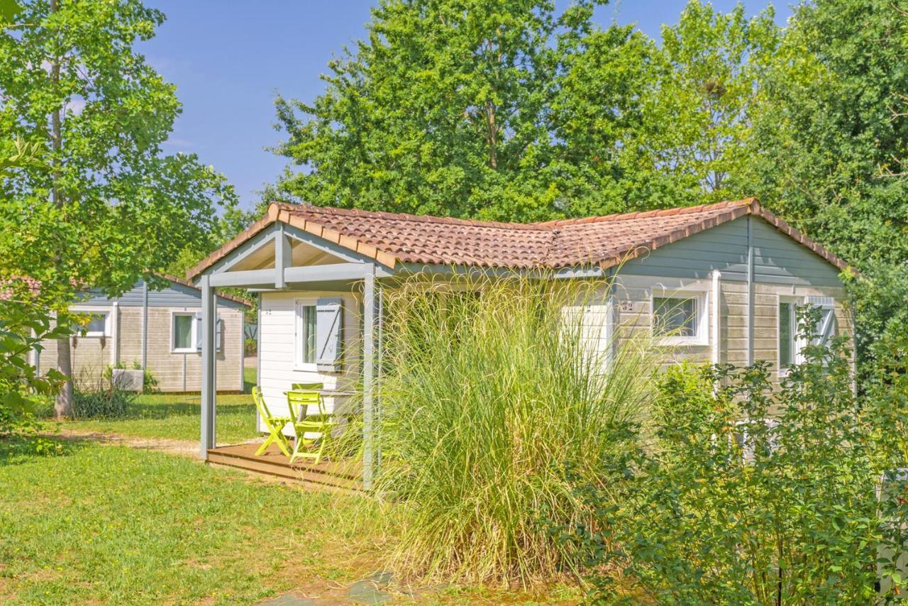 Lagrange Grand Bleu Vacances - Residence Port Lalande Castelmoron-sur-Lot Exterior foto